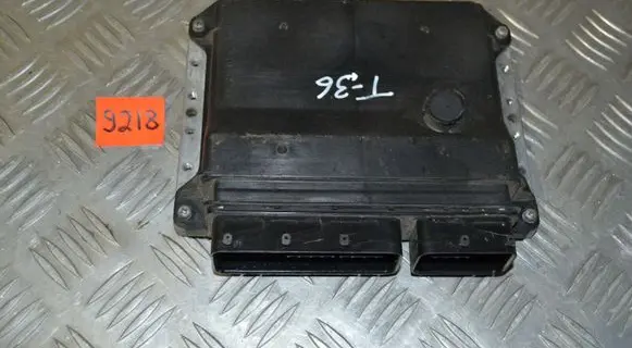 Toyota Auris 150 Engine control unit/module 8966102D91
