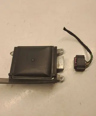 BMW 6 F12 F13 Blind spot module 6869507 01066482 0000015C