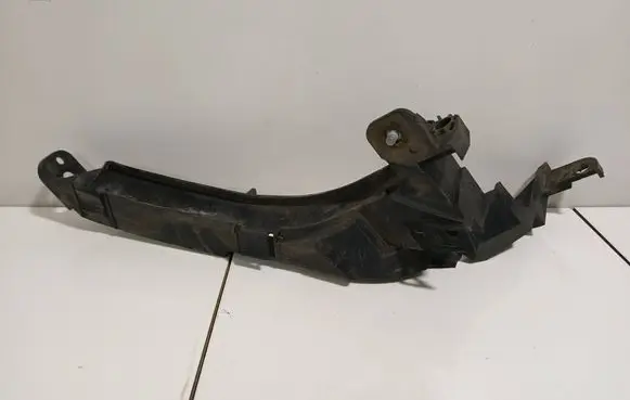 Honda CR-V Headlight/headlamp mounting bracket 71140SWA