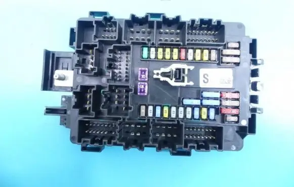 Tesla Model S Fuse box set 1034409-00-A IMPRK1148025