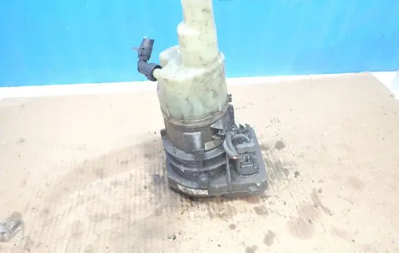 Ford Mondeo MK IV Power steering pump BG913K514AC