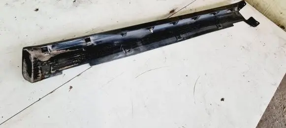 Honda HR-V Side skirt front trim 
