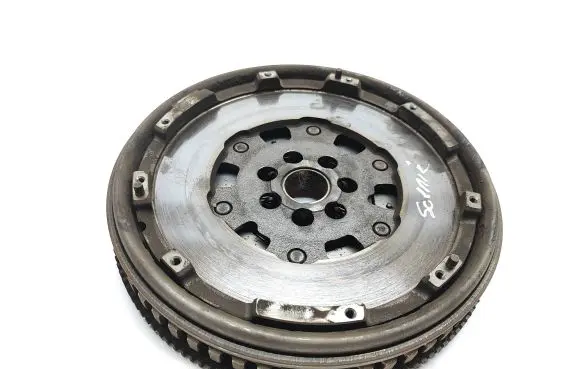 Renault Scenic IV - Grand scenic IV Dual mass flywheel 123104832R