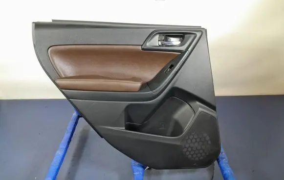 Subaru Forester SJ Door card panel trim set 