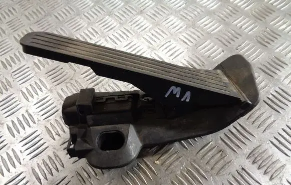 Volkswagen PASSAT B7 Accelerator throttle pedal 1K2721503T