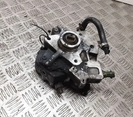 Volvo XC70 Fuel injection high pressure pump 0445010111 30756125 308911S