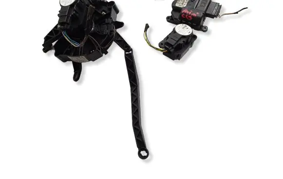 Mini Cooper Countryman R60 Air flap motor/actuator 990432F 3422658 VHB3030018B