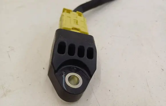 Toyota Prius (XW30) Airbag deployment crash/impact sensor 8983175010