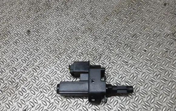 Clutch pedal sensor