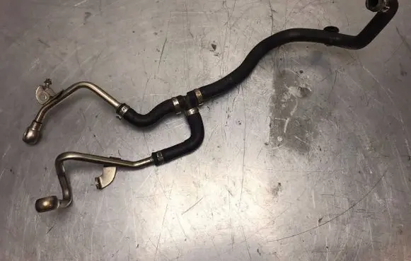 BMW 6 F06 Gran coupe Engine coolant pipe/hose 970354157132