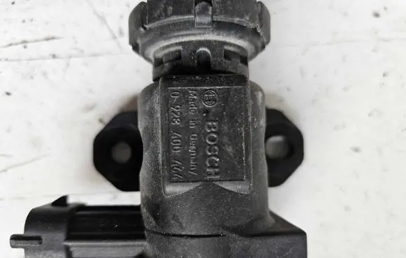 Mazda 6 Vacuum valve 0928400464