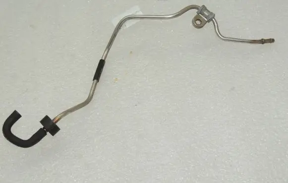 Volkswagen Tiguan EGR valve line/pipe/hose 03L131605H