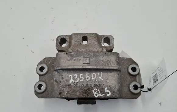 Volkswagen Golf Plus Engine mount bracket 1K0199555M