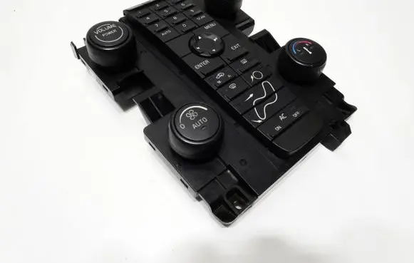 Volvo S40 Climate control unit 30737669 19206 06W05T2
