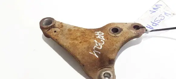 Mazda Premacy Engine mounting bracket bj3a
