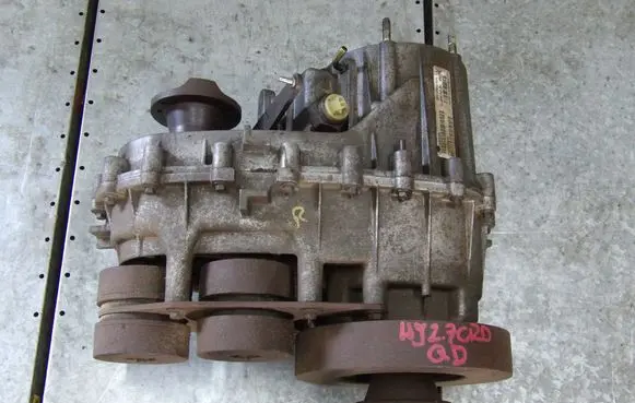 Jeep Grand Cherokee (WJ) Gearbox transfer box case P52099360AD AZ619023