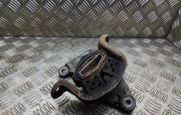 Volkswagen Multivan T5 Gearbox mount 7H0399151H 7H0399151L