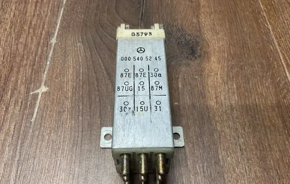 Mercedes-Benz E W124 Other control units/modules 0005405245
