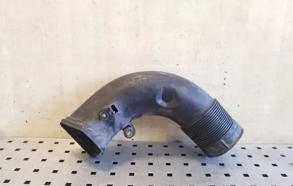 Audi A6 S6 C4 4A Air intake duct part 4A0129643C