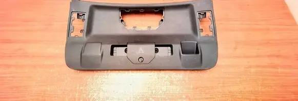 Peugeot 5008 II Tailgate trim 9815976977