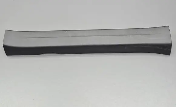 Front sill trim cover