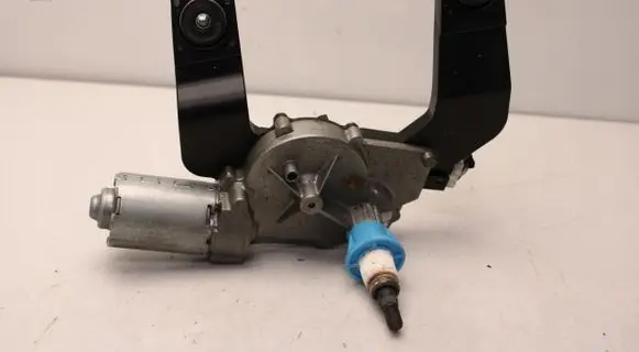 Hyundai i30 Rear window wiper motor 