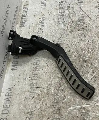 Porsche Cayenne (9PA) Accelerator throttle pedal 7L0723507D