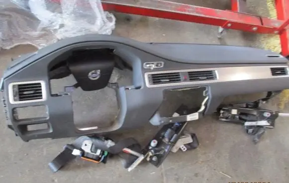 Volvo V70 Central console control unit 