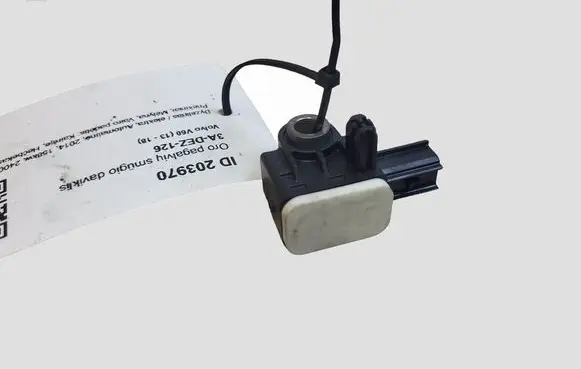 Volvo V60 Airbag deployment crash/impact sensor 31334336
