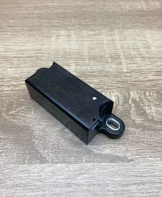Mercedes-Benz CLS C219 Airbag deployment crash/impact sensor A0038200726 821761664