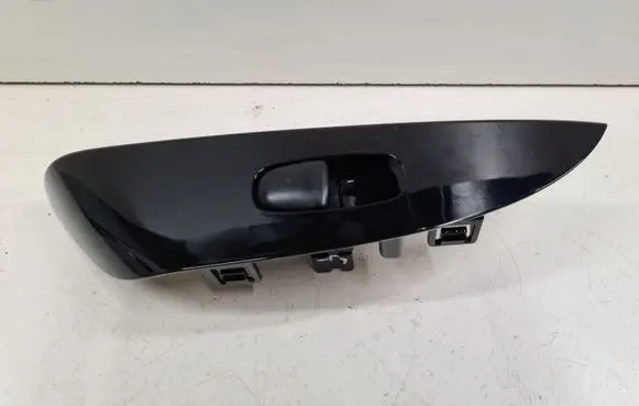 Nissan Leaf I (ZE0) Electric window control switch 829613NL0Q