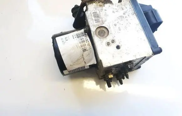 Volkswagen PASSAT B6 ABS Pump 3C0614109 16420301A 3C061410916420301A