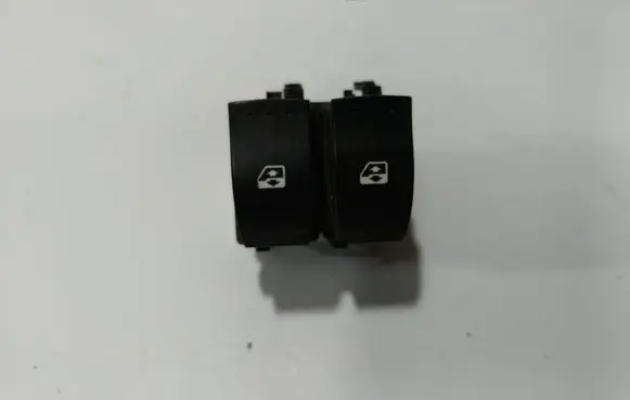 Renault Laguna II Electric window control switch 26503