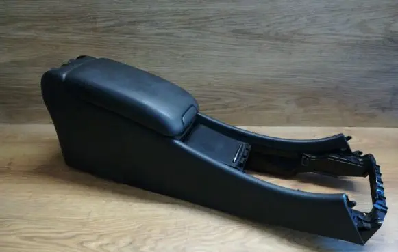 Mercedes-Benz C W203 Armrest E037611021