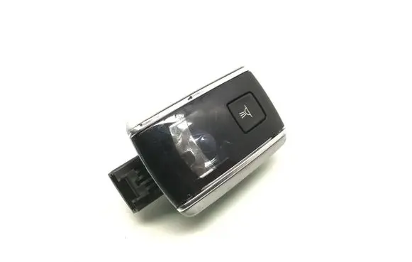 Peugeot 508 Rear seat light 8956440