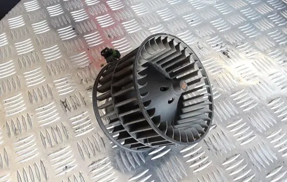 Renault Espace III Heater fan/blower 0130063506