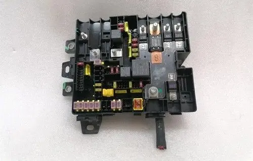 Lotus Emira Fuse box set 8890584346