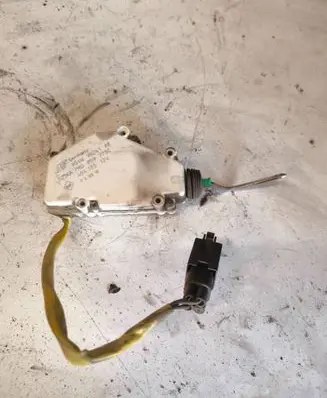 Volkswagen Sharan Central locking motor 7M0959775C 95VW9B241AB