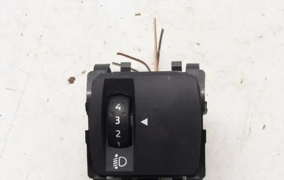 Dacia Sandero III Headlight level height control switch 251902972R