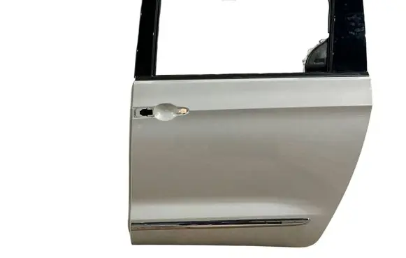 Chrysler Pacifica Side sliding door 