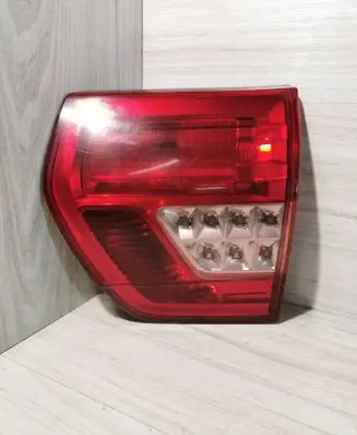 Citroen C5 Tailgate rear/tail lights 9671811380