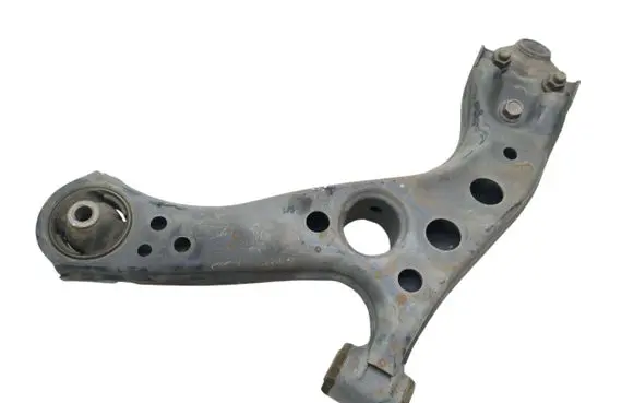 Toyota C-HR I Front lower control arm/wishbone