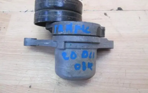 Opel Vivaro Timing belt tensioner 