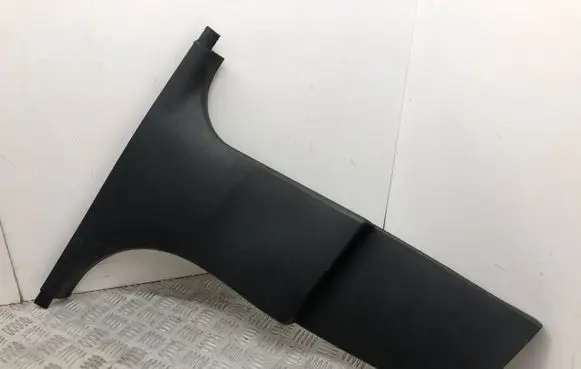 BMW 5 E60 E61 (B) pillar trim (bottom) 7027089