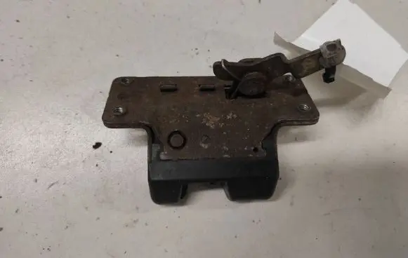 Opel Vectra B Tailgate/trunk/boot lock/catch/latch