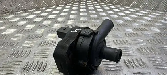 Mercedes-Benz E W212 Electric auxiliary coolant/water pump 02130774