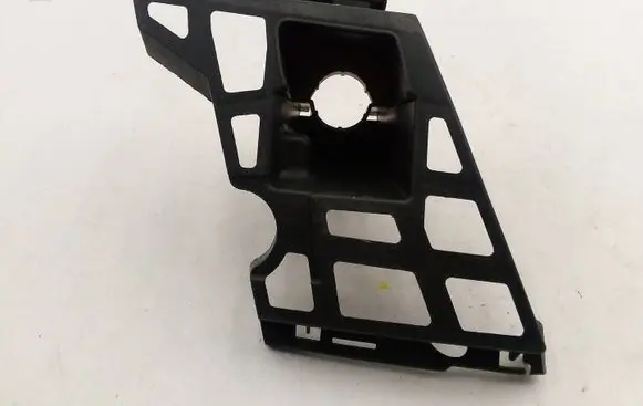 Skoda Yeti (5L) Front bumper mounting bracket 5L0807056