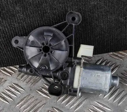 Audi A3 S3 8V Rear door window regulator motor
