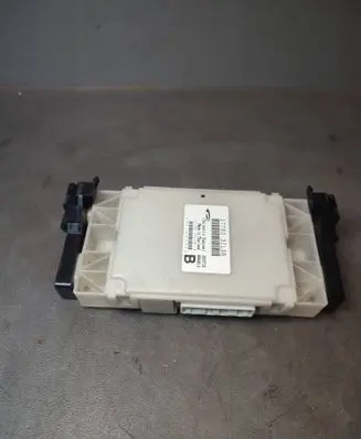 Nissan Pulsar Other control units/modules 277603ZL0B