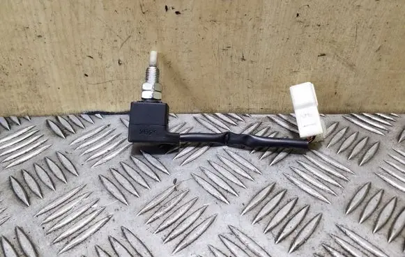KIA Sportage Brake pedal sensor switch